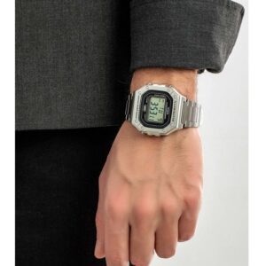 ساعت مچی مردانه کاسیو مدل CASIO W-218HD-1AVDF روی مچ دست